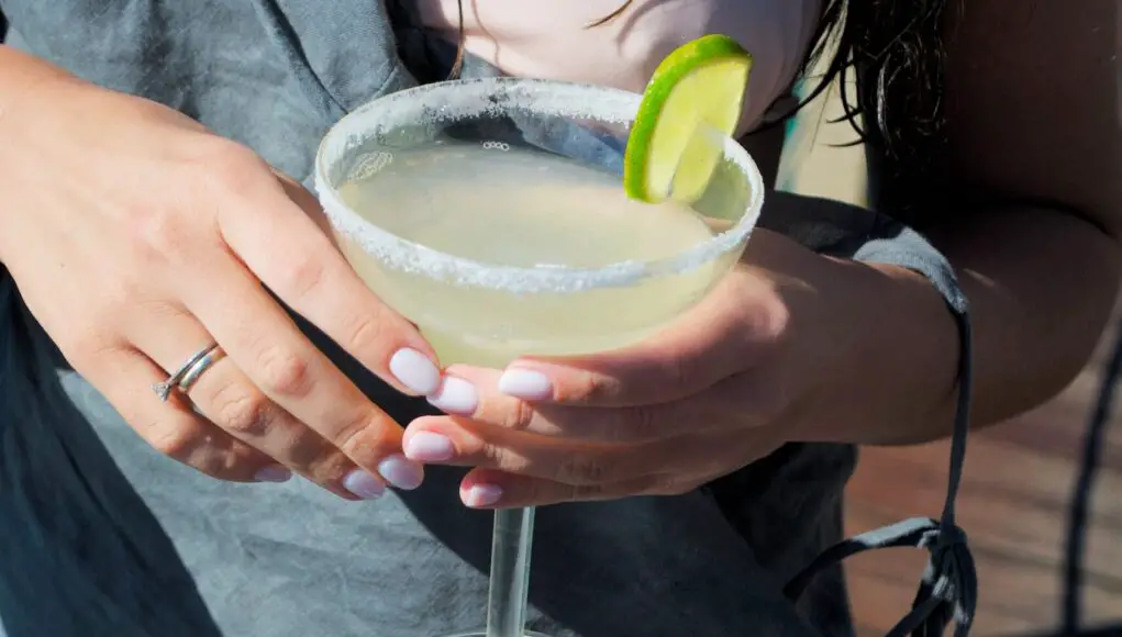 Low-Calorie Margaritas: Sipping Responsibly Without Sacrificing Taste